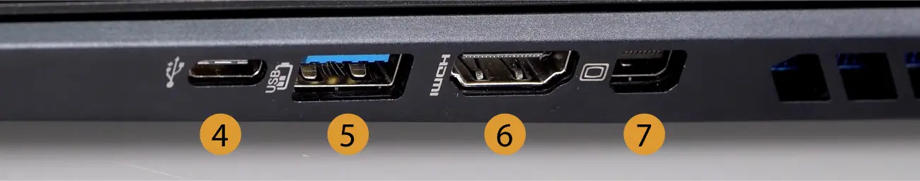 Acer Predator Helios 300 Right Connectors